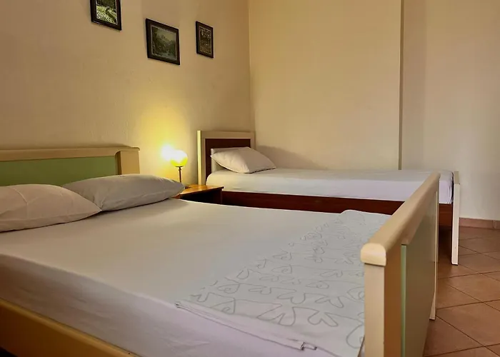 Guest Grand House * Tiran