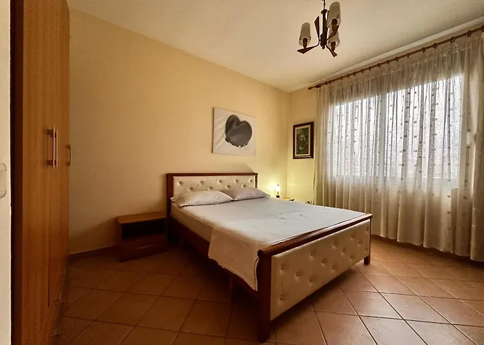 Guest Grand House