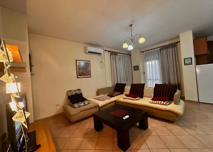 Privat bolig Guest Grand House Tirana
